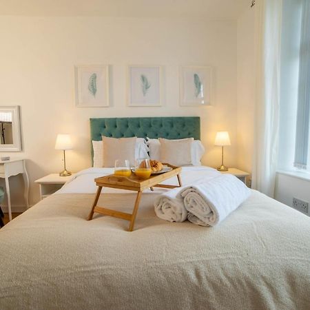 Vibrant City Centre - King Bed, Entire Apartment كامبريدج المظهر الخارجي الصورة